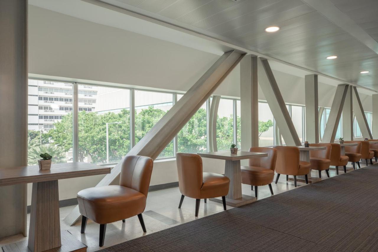 Centara Life Government Complex Hotel & Convention Centre Chaeng Watthana Μπανγκόκ Εξωτερικό φωτογραφία